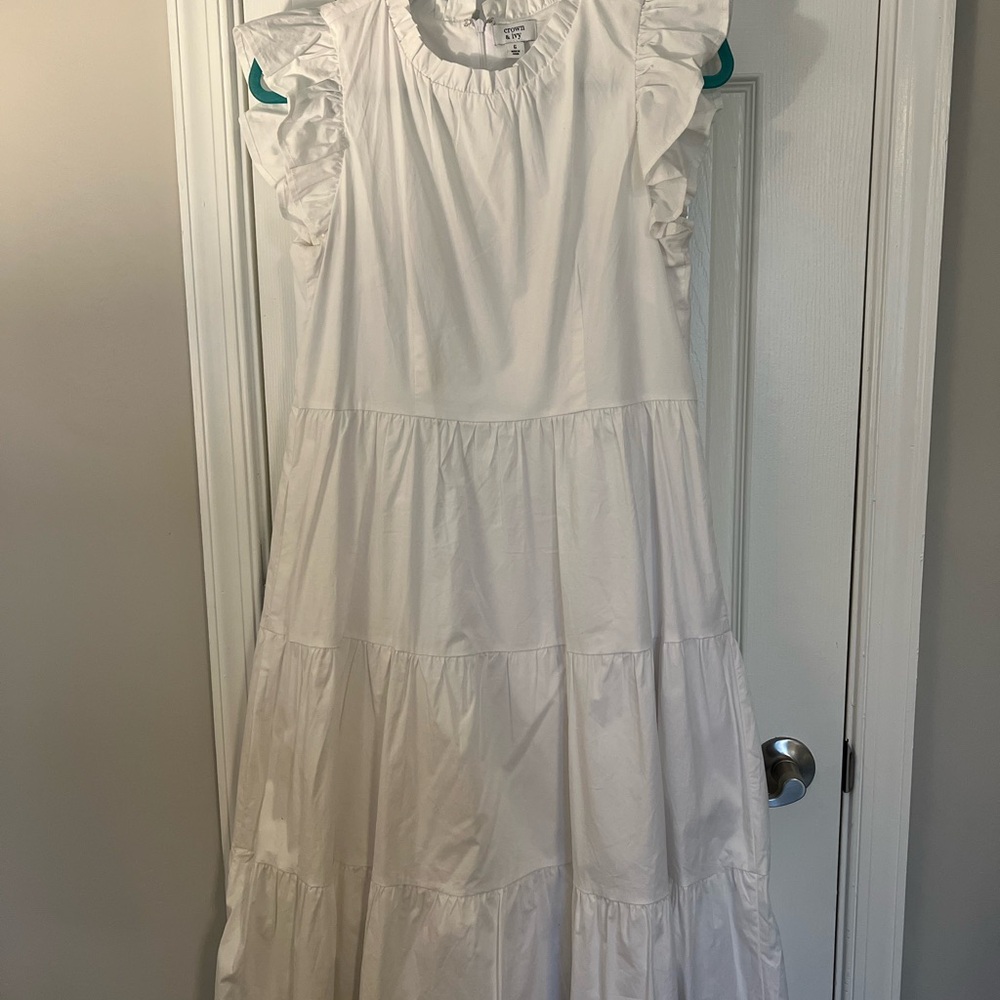 Crown and Ivy Flutter Sleeve Midi Dress